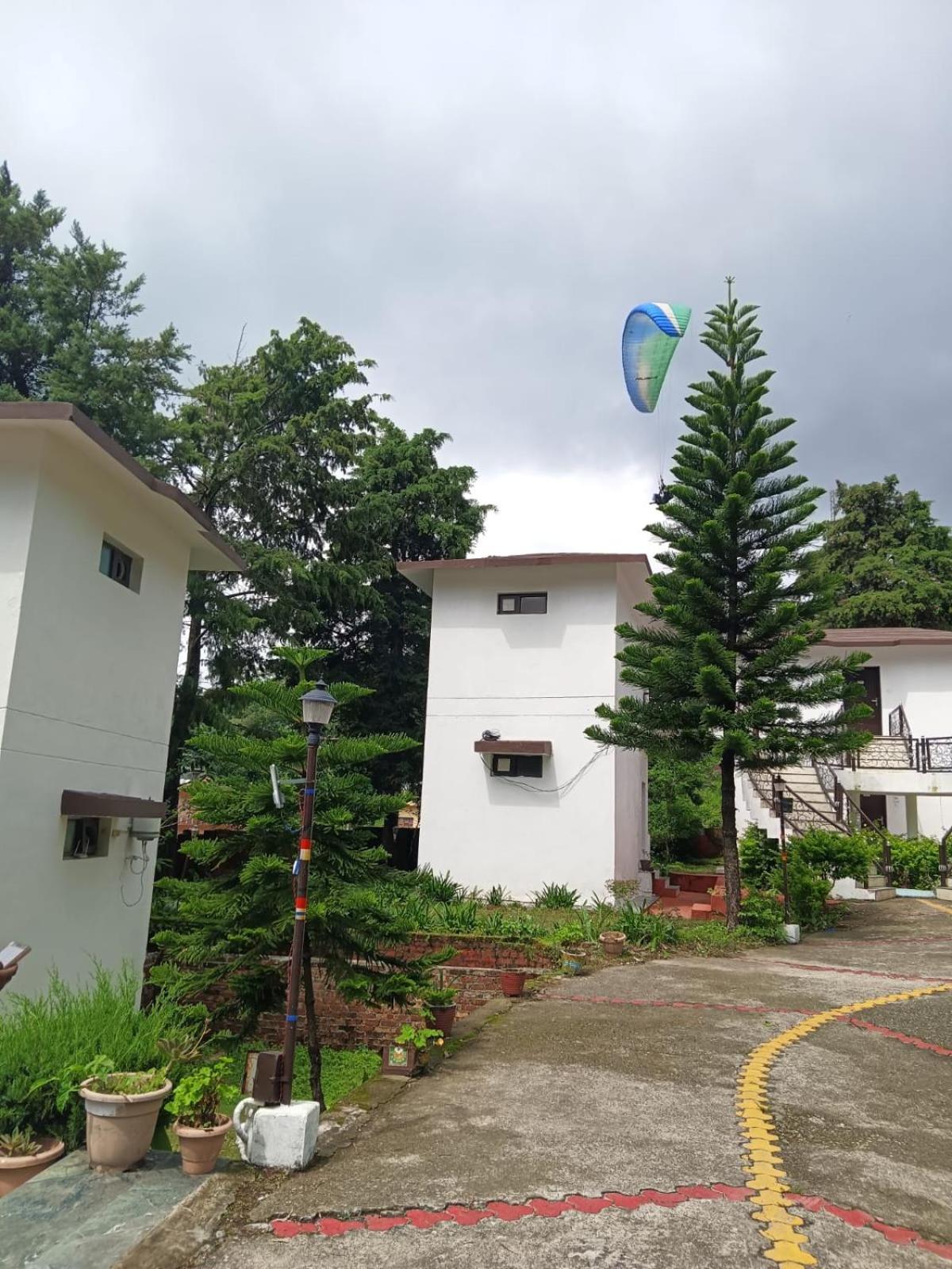 Shikha Resort Ewentbliz Бхімтал Екстер'єр фото